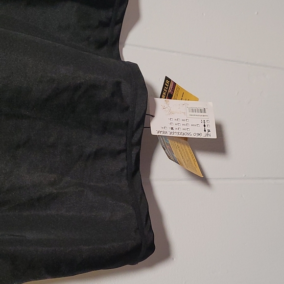 Rash Gaurd Snorkel Shirt Yellow Black Mens Large New National Geographic - Picture 8 of 10